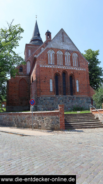 Die Kirche in Lassan_40