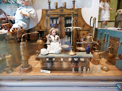 Im Spielzeugmuseum_94